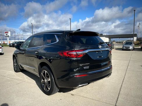 Used 2020 Buick Enclave Essence w/ Sport Touring Edition image 5