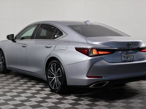Certified 2024 Lexus ES 350 w/ Premium Package FWD image 6