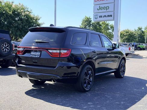 Used 2023 Dodge Durango GT AWD/4WD image 2