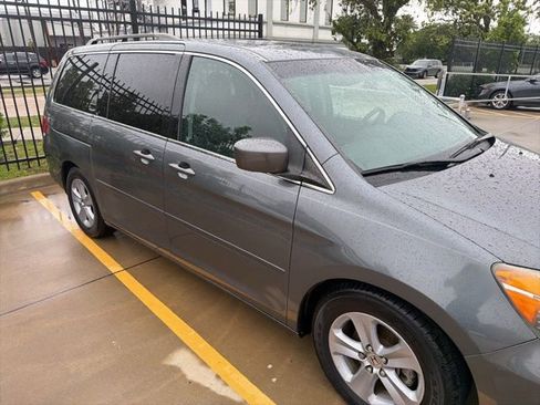 Used 2010 Honda Odyssey Touring image 4