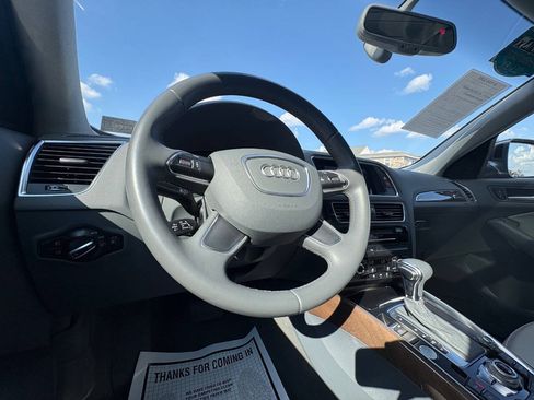 Used 2015 Audi Q5 2.0T Premium Plus w/ Technology Package AWD/4WD image 21
