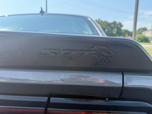 Used 2023 Dodge Challenger SRT Hellcat RWD image 8