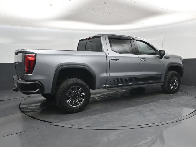 Used 2025 GMC Sierra 1500 AT4X AWD/4WD image 33