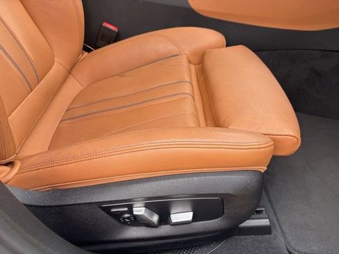 Used 2018 BMW 640i Gran Turismo xDrive image 24