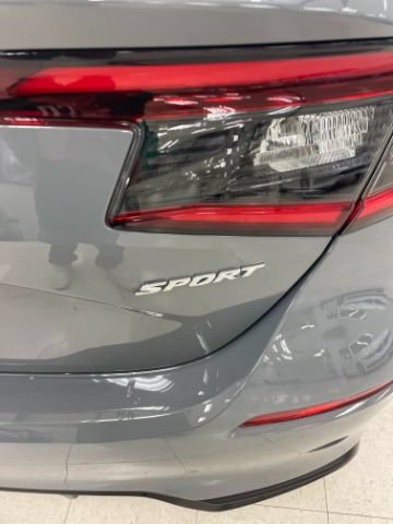 Used 2025 Honda Civic Sport image 9