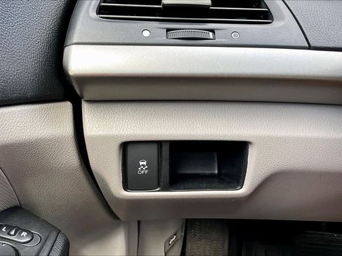 Used 2012 Honda Accord LX image 30