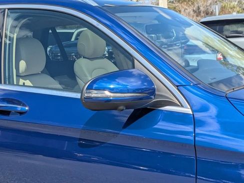 Used 2021 Mercedes-Benz GLC 300 image 13