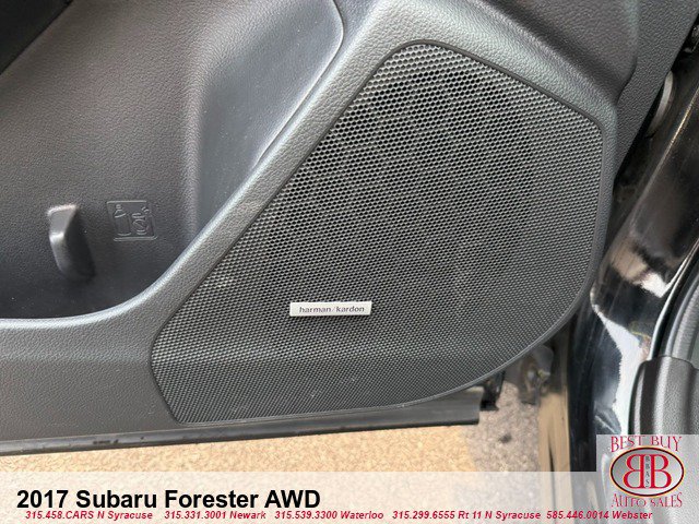Used 2017 Subaru Forester 2.5i Touring AWD/4WD image 17