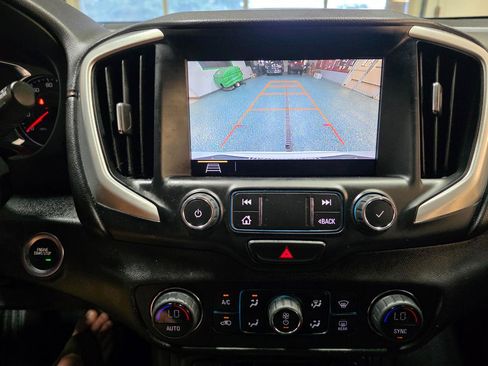 Used 2020 GMC Terrain SLT w/ Preferred Package AWD/4WD image 33