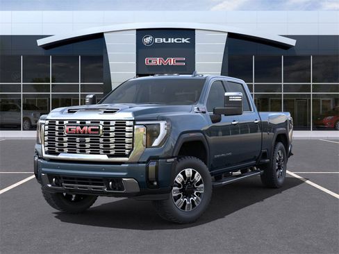 New 2025 GMC Sierra 2500 Denali w/ Denali Reserve Package image 6