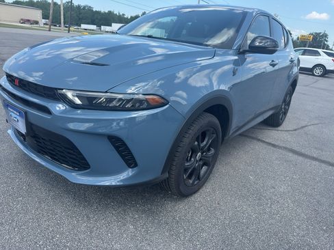 Used 2024 Dodge Hornet GT w/ GT Blacktop Package AWD/4WD image 4
