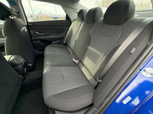 New 2026 Hyundai Elantra SE image 23