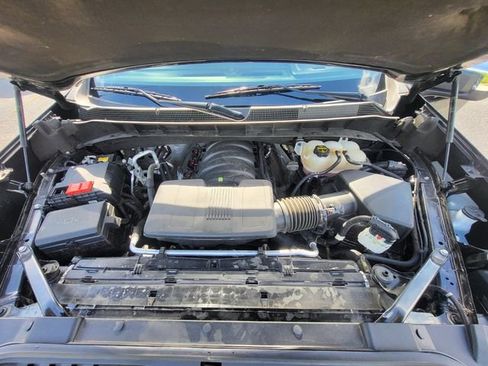 Used 2025 Chevrolet Silverado 1500 LT RWD image 9