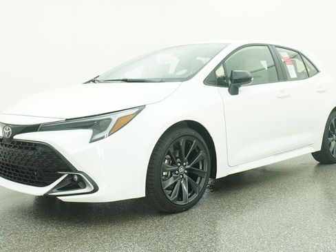 New 2026 Toyota Corolla XSE image 4