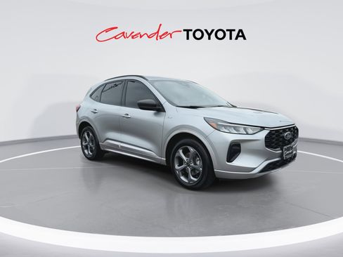 Used 2024 Ford Escape ST-Line w/ Tech Pack #1 image 2