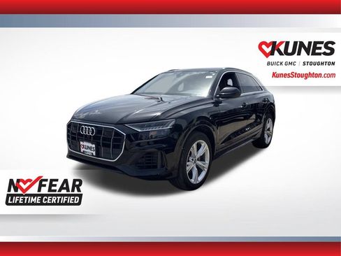 Used 2023 Audi Q8 Premium w/ Convenience Package AWD/4WD image 3