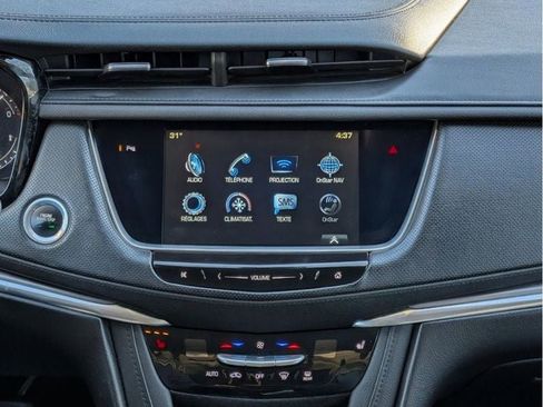 Used 2017 Cadillac XT5 Luxury image 20