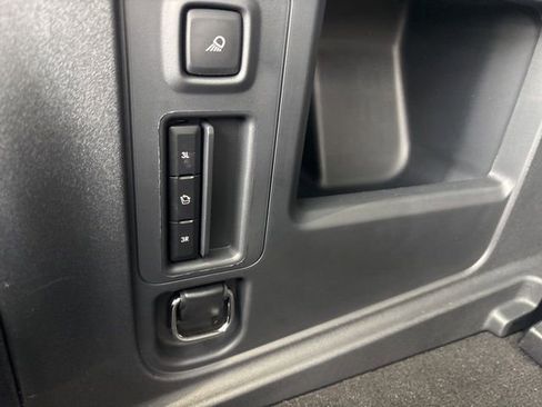 New 2025 Lincoln Navigator Reserve w/ Jet Appearance Package AWD/4WD image 9