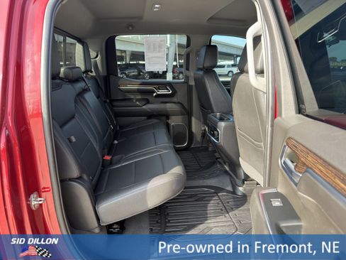 Certified 2022 GMC Sierra 1500 Elevation w/ Elevation Premium Package AWD/4WD image 16