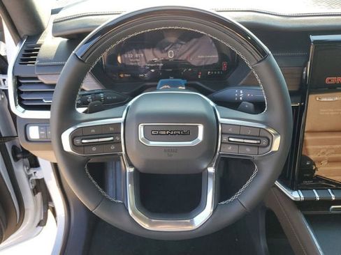 New 2026 GMC Acadia Denali Ultimate AWD/4WD image 23