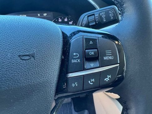 Used 2022 Ford Escape SEL FWD image 22