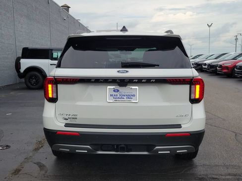 New 2026 Ford Explorer Active w/ Active Comfort Package AWD/4WD image 5
