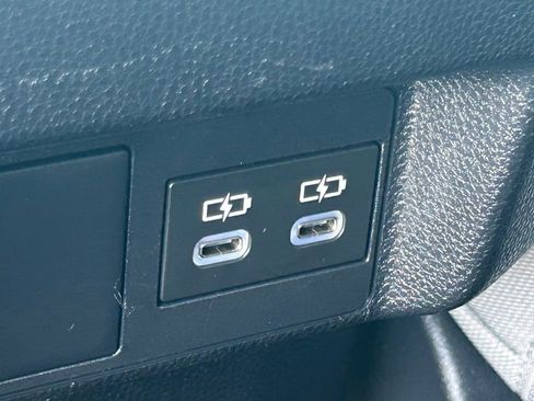 Used 2025 Toyota Tacoma TRD Sport image 67