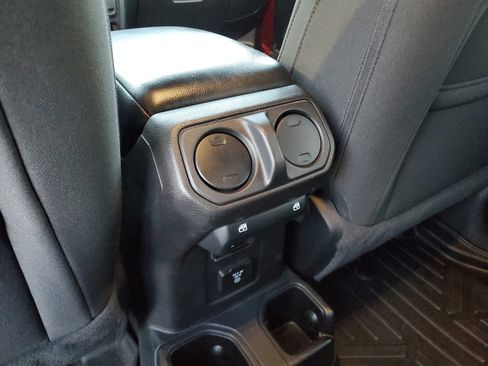 Used 2021 Jeep Wrangler Unlimited Sport w/ Sun And Sound Package AWD/4WD image 12