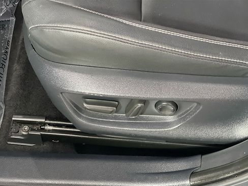 Used 2025 Toyota Camry SE w/ Multimedia Upgrade Package image 16