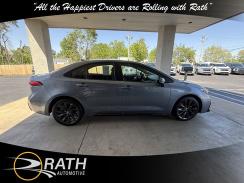 Used 2025 Toyota Corolla SE FWD image 10