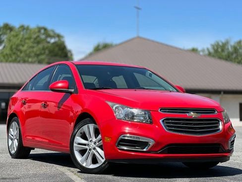 Used 2016 Chevrolet Cruze LTZ image 3