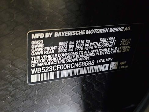 Certified 2024 BMW iX xDrive50 w/ Sport Package AWD/4WD image 33