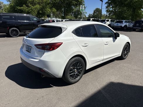 Used 2015 MAZDA MAZDA3 i Sport FWD image 10