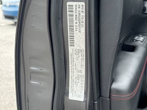 Used 2023 Dodge Durango GT AWD/4WD image 35
