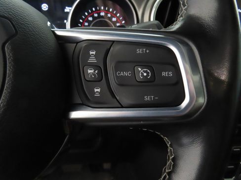 Used 2021 Jeep Wrangler Unlimited Rubicon w/ Uconnect 4C Nav & Sound Group AWD/4WD image 16