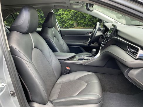 Used 2024 Toyota Camry XSE FWD image 35