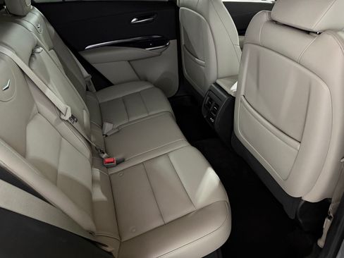 Used 2023 Cadillac XT4 Luxury FWD image 41