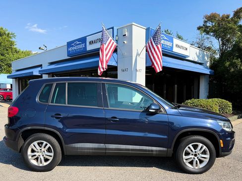Used 2012 Volkswagen Tiguan LE FWD image 25