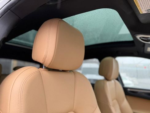 Used 2018 Porsche Macan image 24