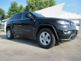 Used 2017 Jeep Grand Cherokee Laredo w/ Quick Order Package 23E image 6