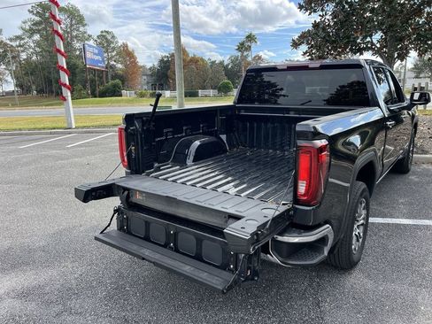 Used 2025 GMC Sierra 1500 SLT image 26