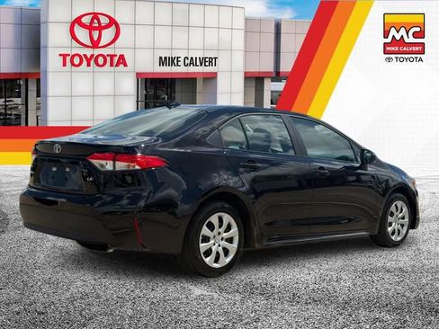Certified 2026 Toyota Corolla LE FWD image 5
