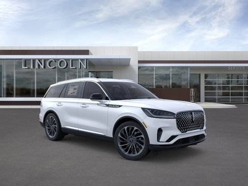 New 2026 Lincoln Aviator Reserve image 7