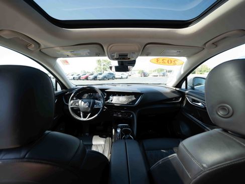 Used 2023 Buick Envision Avenir AWD/4WD image 19