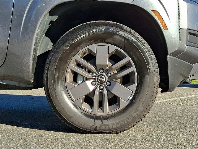 Used 2026 Nissan Frontier SV AWD/4WD image 8