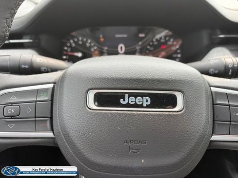 Used 2024 Jeep Compass Latitude AWD/4WD image 25