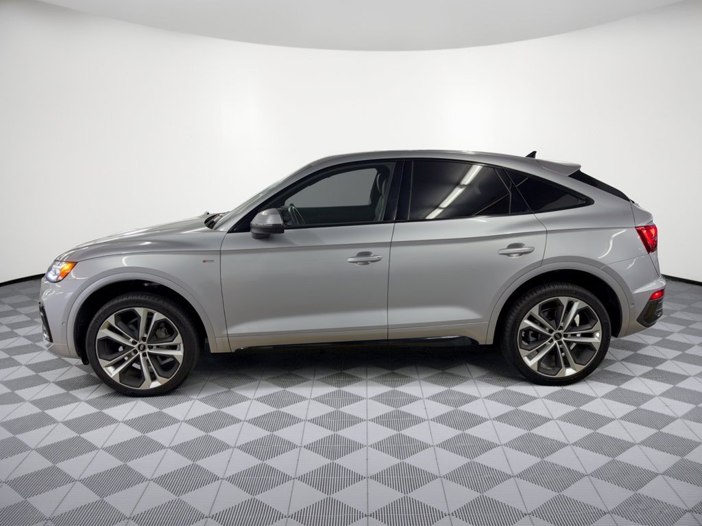 Used 2023 Audi Q5 2.0T Prestige w/ Prestige Package AWD/4WD image 2