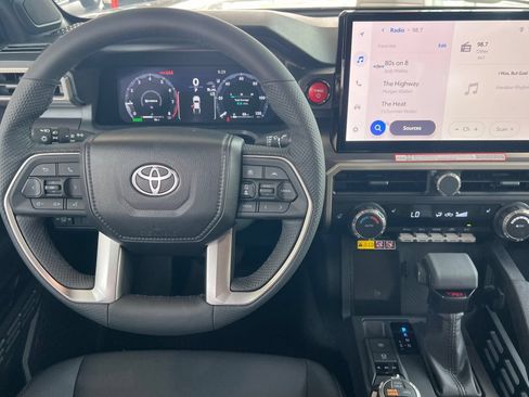 New 2026 Toyota Tacoma TRD Off-Road w/ TRD Off Road Upgrade Package AWD/4WD image 11
