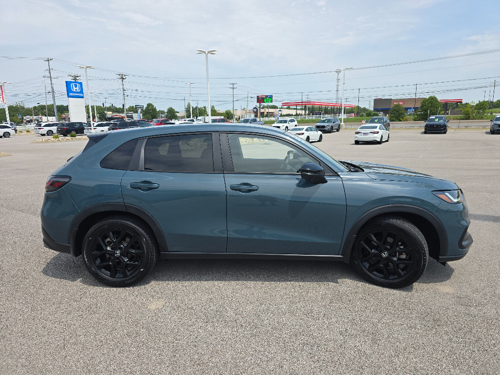 Used 2024 Honda HR-V Sport image 5