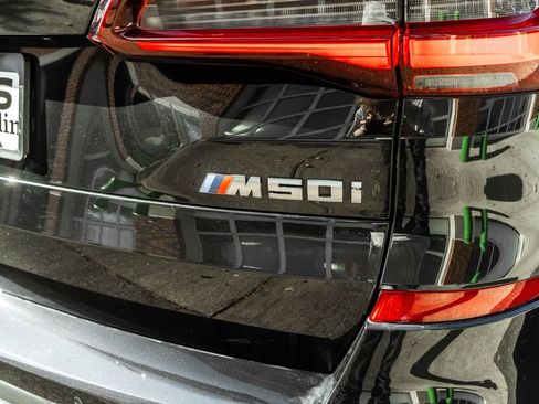 Used 2022 BMW X5 M50i AWD/4WD image 33
